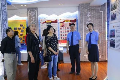 大理 邀“廉內(nèi)助”進(jìn)檢察院共話家風(fēng)，共筑檢察清廉防線